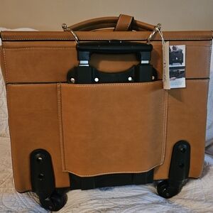 LEATHER Tan Rolling Briefcase for Men Or Women.HAS Computer Case NWT..